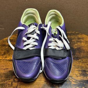 NIKE Trainer One Max Air Running Shoes Purple Black Training Tennis Women size 8